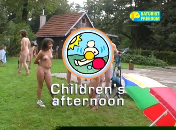 Children's afternoon - Rodzinny nudyzm filmy DVD na łonie natury | Family nudism DVD video outdoors