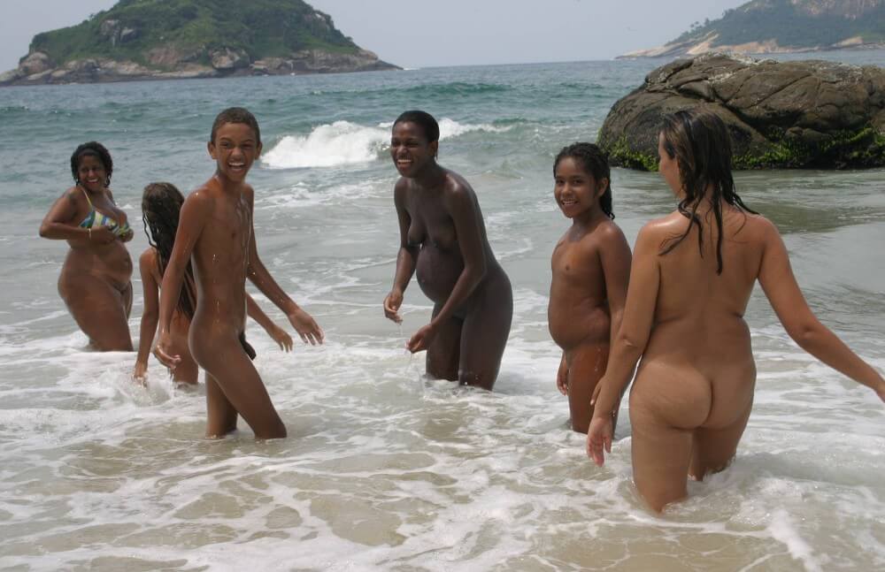Brazils Endless Water Fun pics - Naturists believe in themselves and their potential