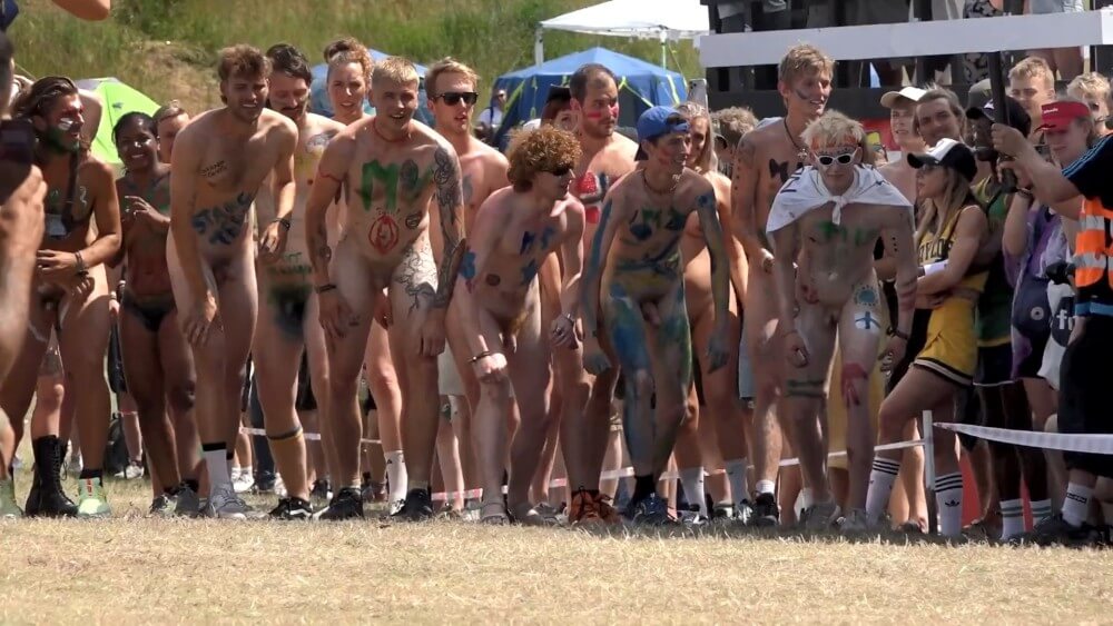 Roskilde Festival Full HD video - Naturism teaches respect for ones body and its beauty