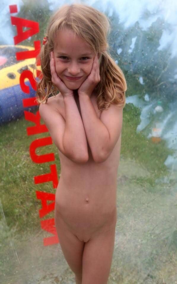 Outdoor nudist photography - Nudist families: open materials for connoisseurs