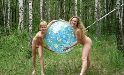 Crimea Family Sand Profile photo gallery - Living freely and naturally is the dream of naturists