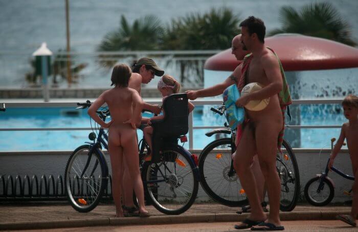 Freedom on two wheels: how cycling and hiking enrich the lives of nudists - A naked person is asexual among nudists