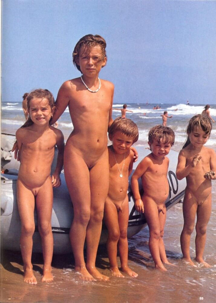 Jung und Frei Nr 2 - The Cult of Nudity Is Open to All