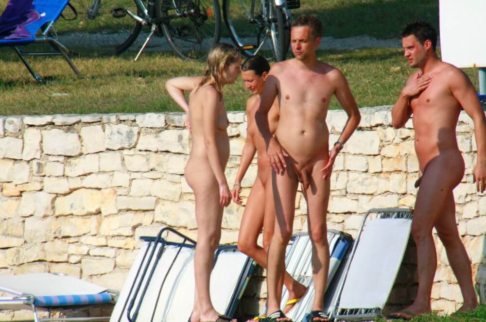 Ula FKK Couples Profile pics - Getting rid of clothes