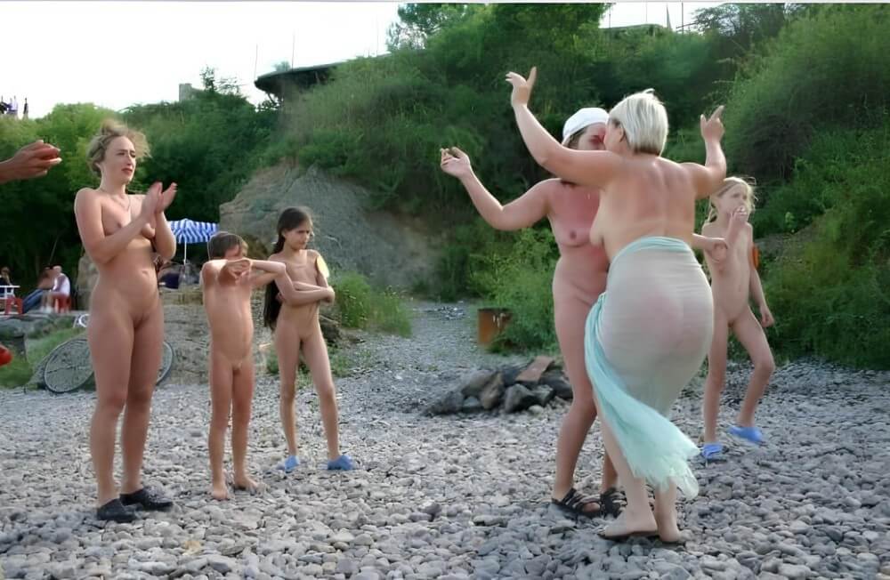 Dances on a beach pics - This movement helps people understand that the naked body is not an object for judgment or condemnation