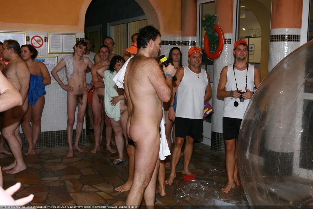 Naturism photo gallery # 56 - Naturism teaches us to accept ourselves and others without judgment
