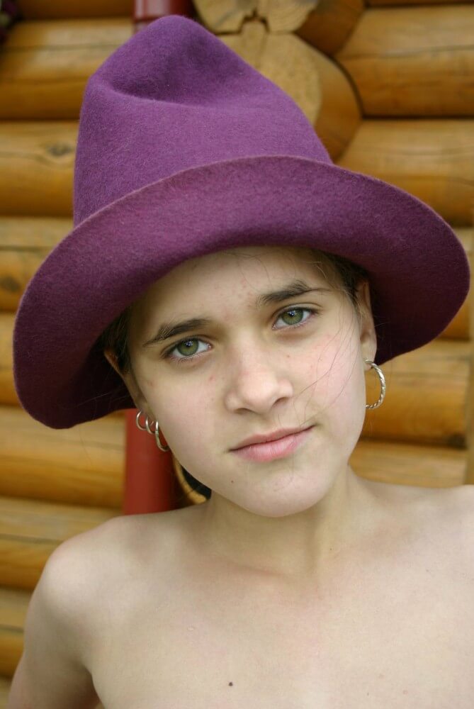 Cabin Reflections nudism pics - Naturist practices help us understand that the body is part of nature and its beauty