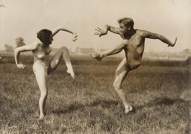 Jazz, dancing and naturism - The desire to be closer to nature and without clothes