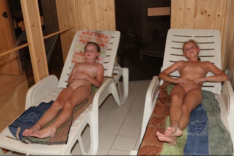 Record center relaxation photos - The practice of naturism promotes inner harmony and peace