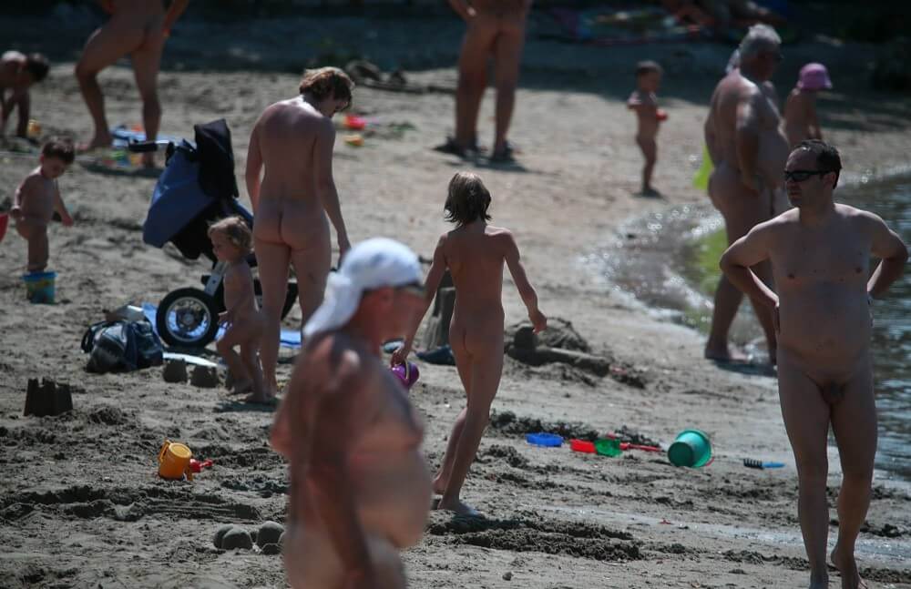 Jr Coastal Beach Paradise pics - The practice of naturism fosters an atmosphere of trust and respect