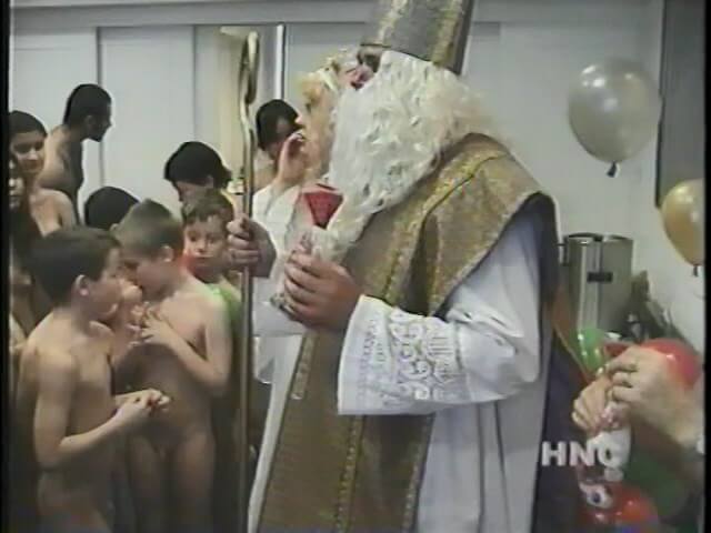 Helios Natura: Grandmas Christmas Party - Nudism strengthens friendships and mutual respect