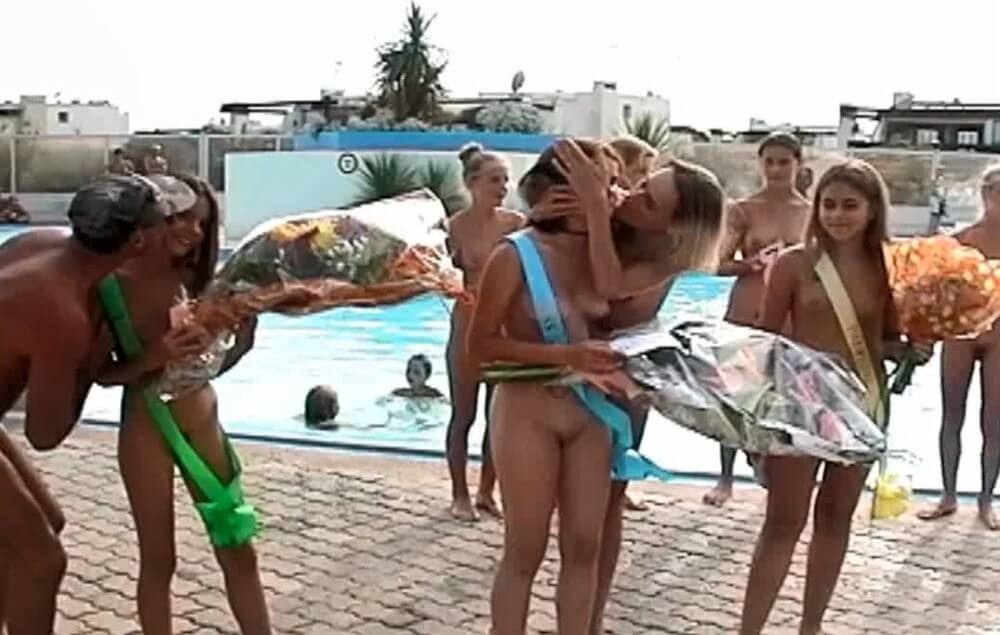 Nudist girls beauty contest video France - Sunat Natplus HD - They value simplicity and naturalness, and encourage people not to feel self-conscious about being naked