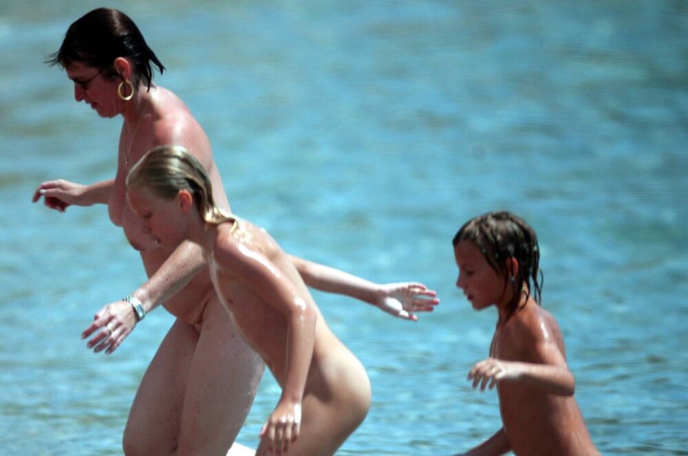 Running From the Waters pics - Living in harmony with nature is the primary goal of the naturist and nudist lifestyle
